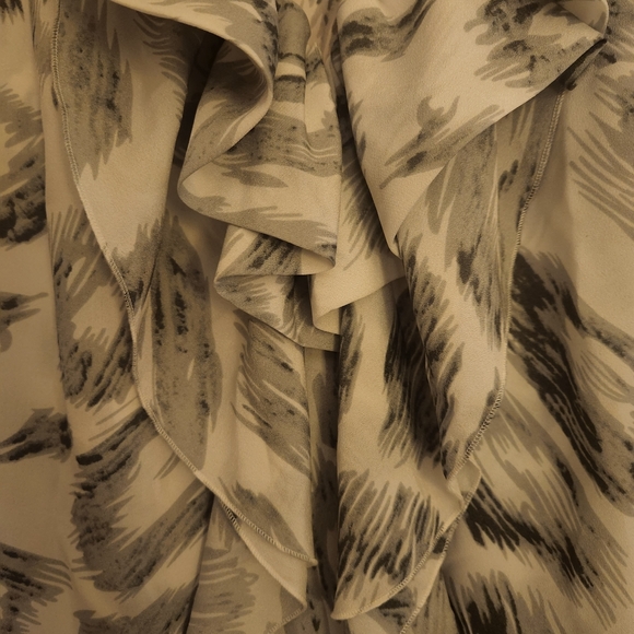 Women's blouse - Picture 3 of 3